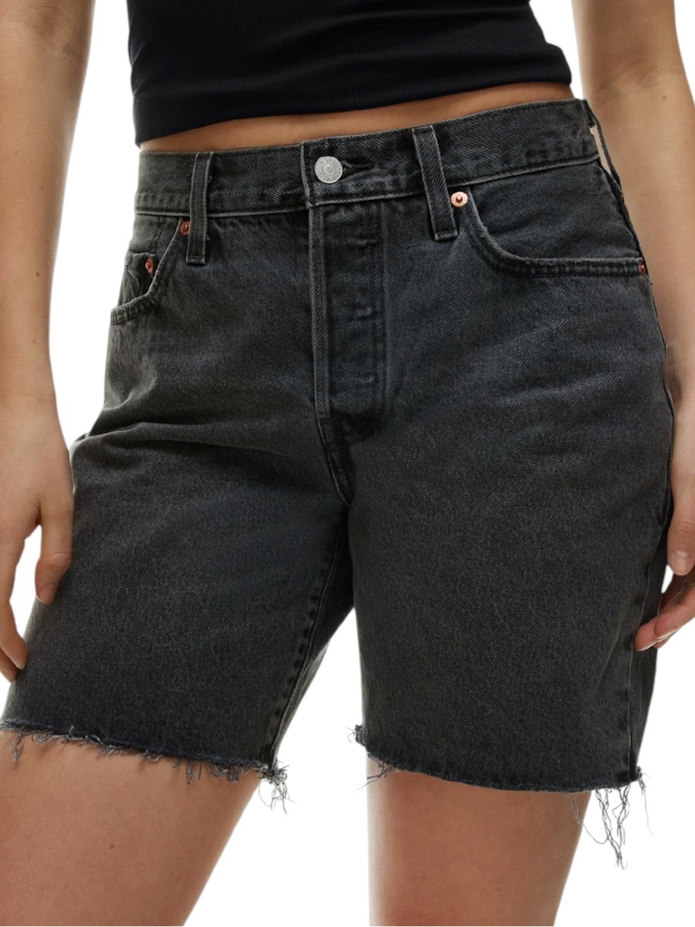 Levi's 501 '90s Jean Shorts  straight leg raw hem size 28 excellent condition